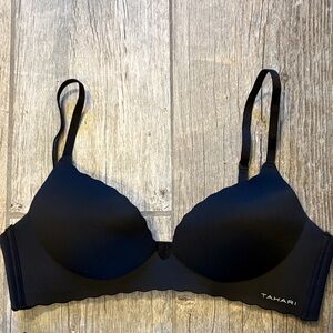 Tahari Elegant Black Bra size 36B wireless